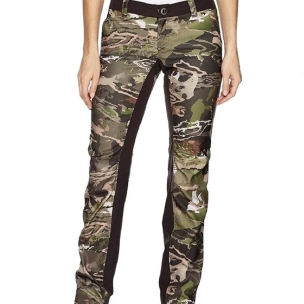 Under Armour Storm Camo Pants. Size 2
